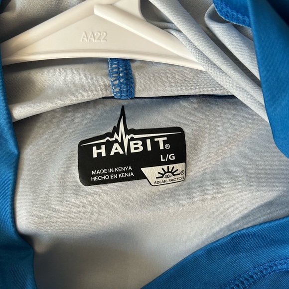 Men’s sun shirt with hood and neck gaiter - Picture 4 of 4